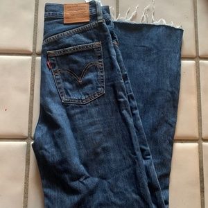 Women’s Levi Ribcage Straight